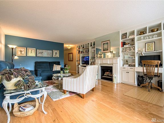 4th image of 10825 Glen Acres Dr S APT B