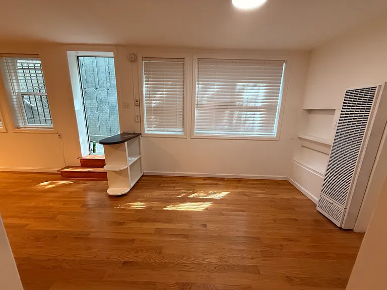 2805.5 Greenwich St #2805.5 — Photo 11