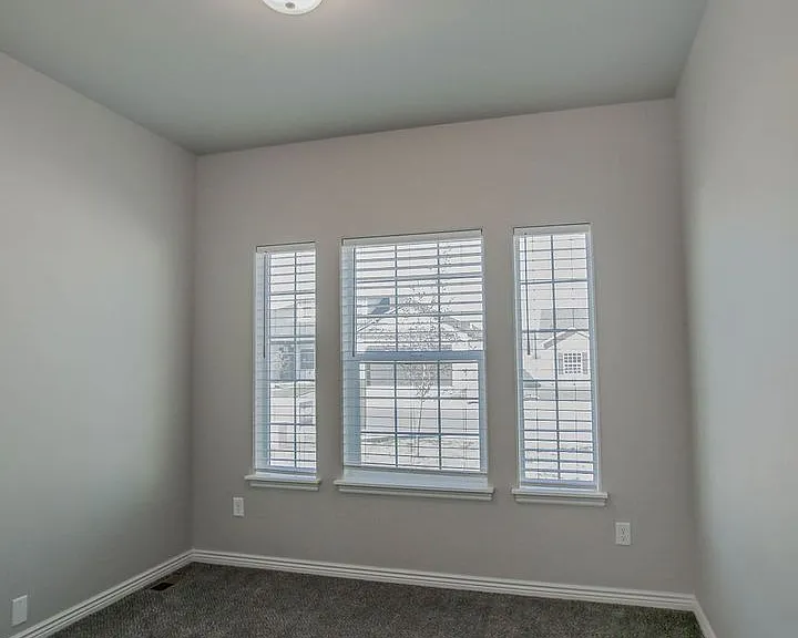 735 Shadowleaf Ave — Photo 26