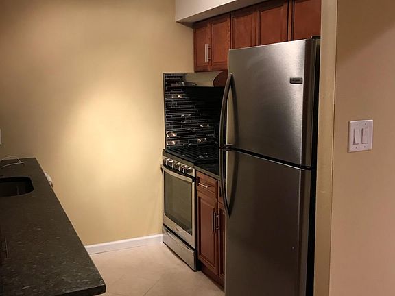 Another view at kitchen 