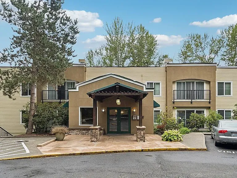 12439 NE Totem Lake Way #114 — Photo 1