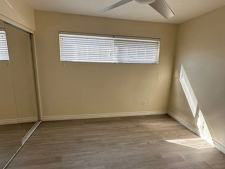 4533 Contour Blvd. — Photo 52