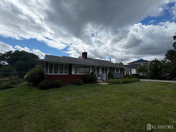 4th image of 2236 Washington Valley Rd