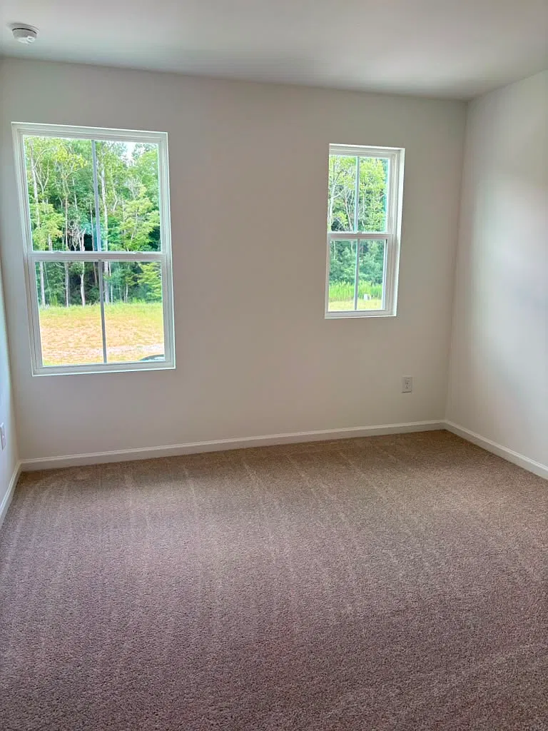 3 bed, 1447 sqft, $1,850 — Photo 2