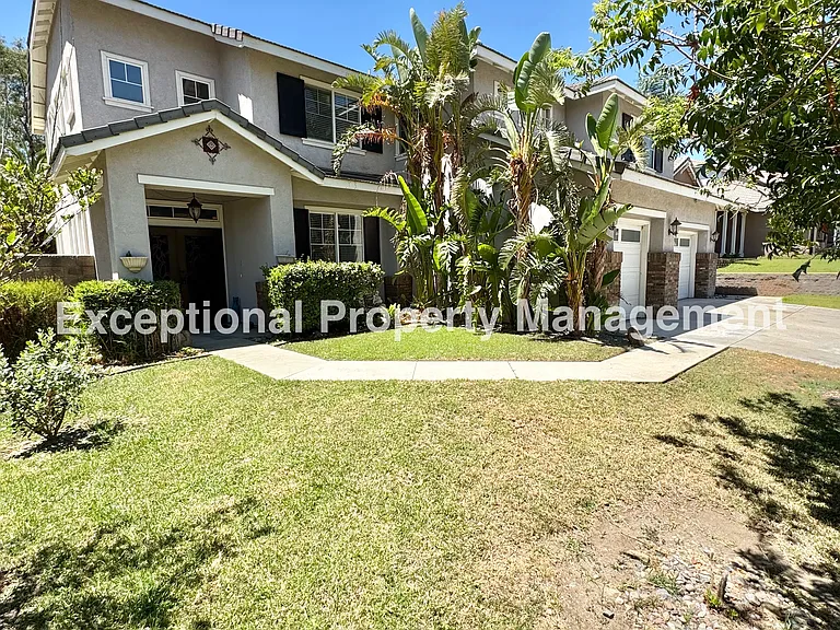 14855 Hedge Row Ct — Photo 2