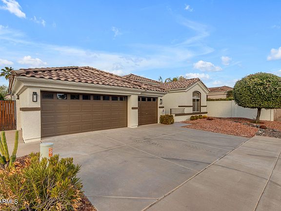 3rd image of 5082 S TUMBLEWEED Lane