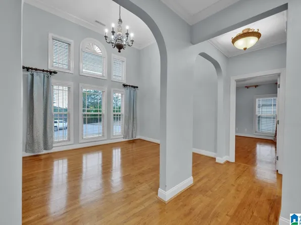 7423 Turnberry Dr, Gardendale, AL 35071