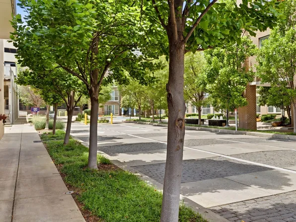 2407 8th Ave S APT 512, Nashville, TN 37204