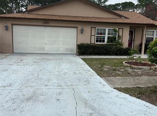 3350 Glenside Dr, Holiday, FL 34690
