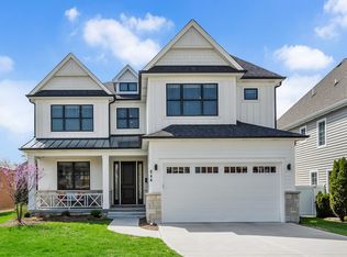 844 S Linden Ave, Elmhurst, IL 60126