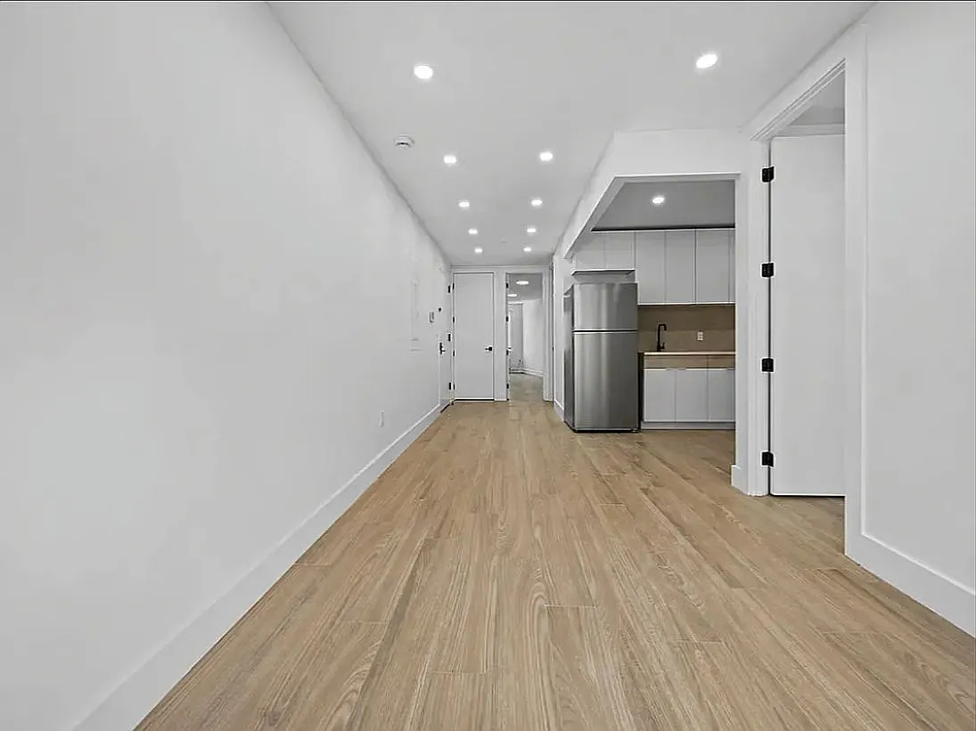 175 Rochester Avenue — Photo 2