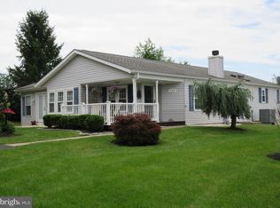 140 Blue Jay Ct, New Hope, PA 18938