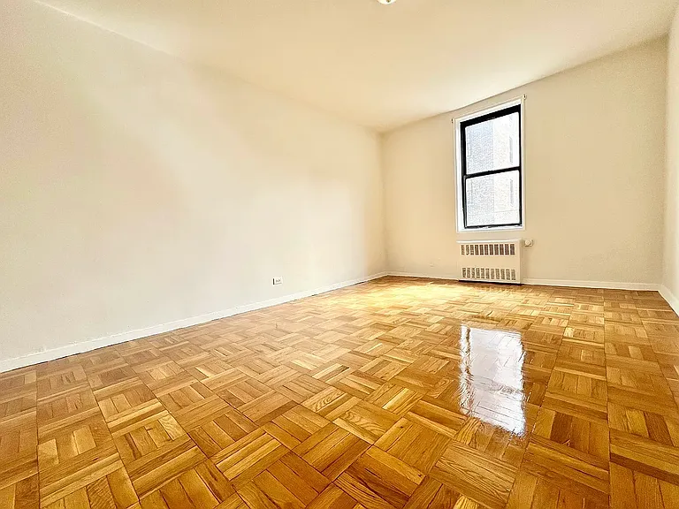 2976 Marion Ave #F1 — Photo 4
