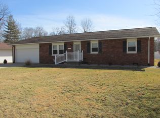1016 E College Ave, Greenville, IL 62246