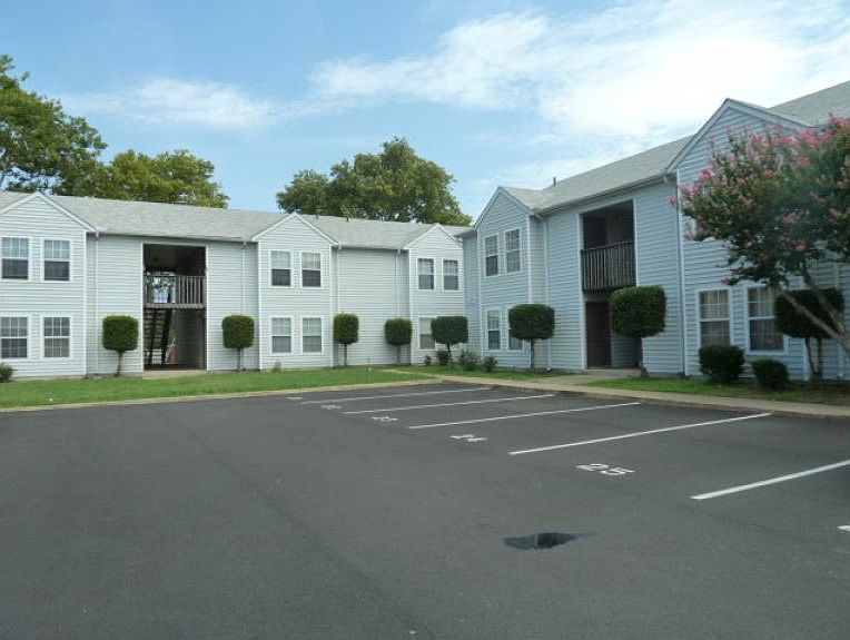 1st image of 7931 Orchid Ave APT 16