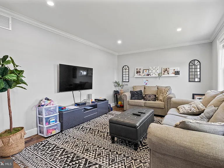 2 Lee Ct — Photo 10