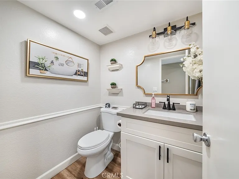 700 W Walnut Ave #59 — Photo 6