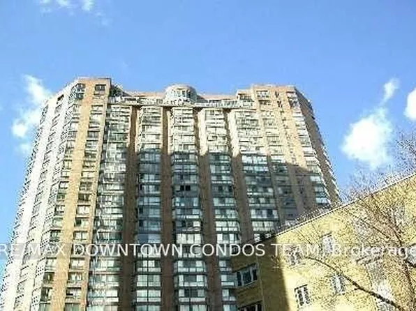 44 Saint Joseph St, Toronto, ON
