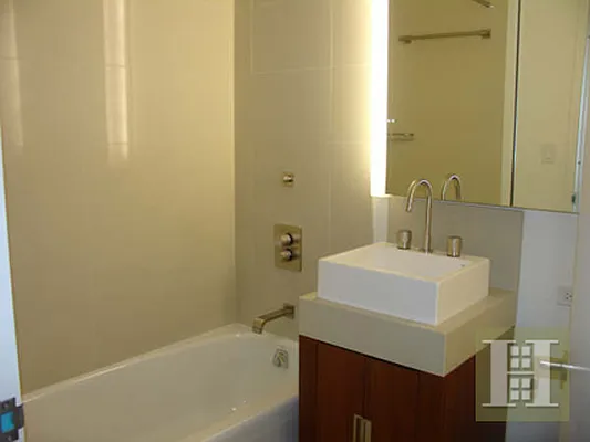 Rented by Halstead Real Estate | media 29