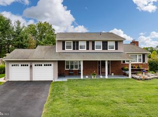 13 Bennington Rd, Bordentown, NJ 08505