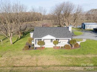 8611 Harvell Rd, Stanfield, NC 28163