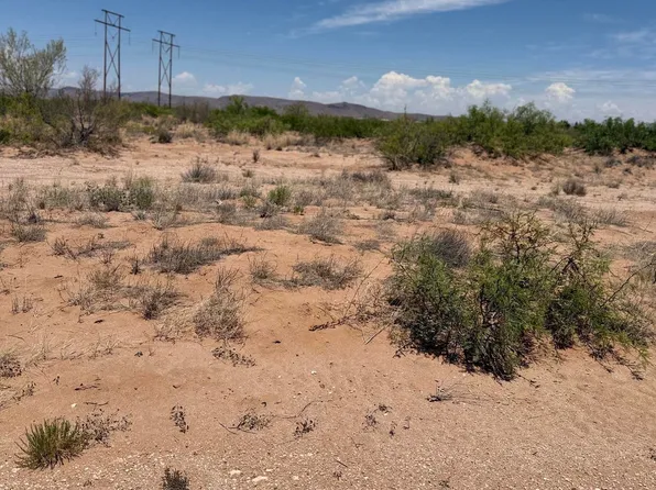 Kiowas Rd SE, Deming, NM 88030