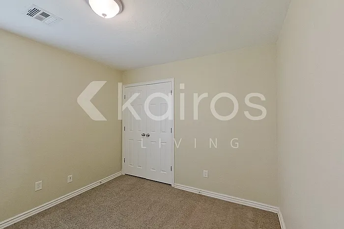 4209 Snowy Owl Dr — Photo 7