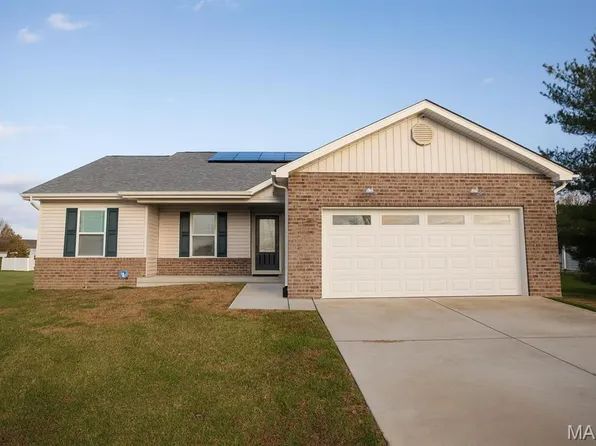 205 Eisenhower Blvd, Troy, IL 62294