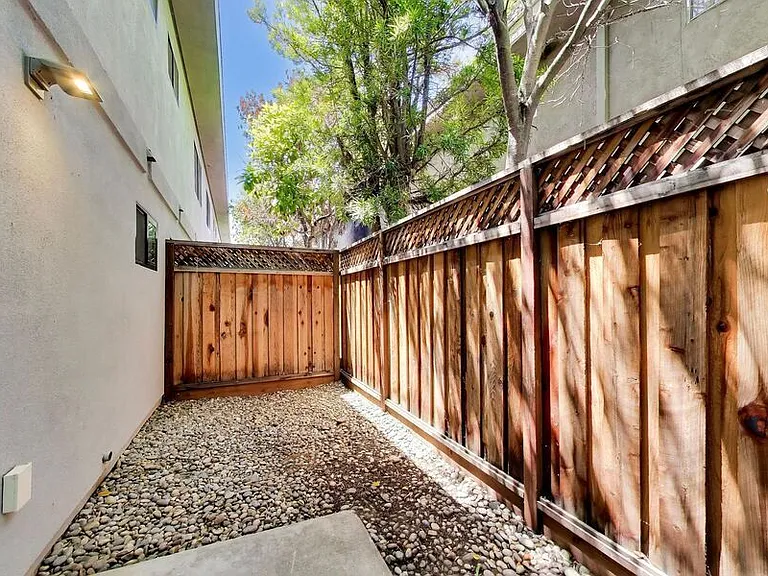 1662 Hollenbeck Ave #15 — Photo 14
