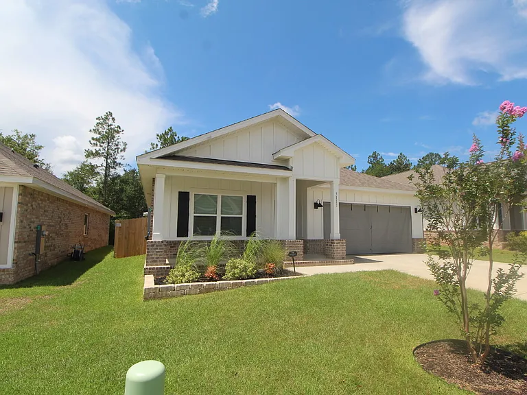 3111 Silver Maple Dr — Photo 2