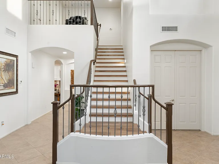 4132 E Pullman Rd — Photo 4