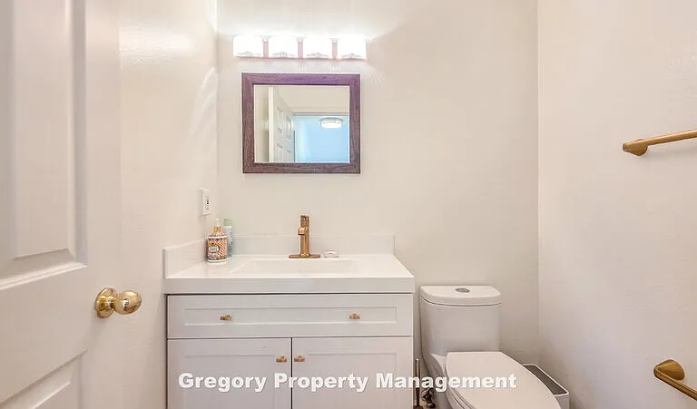 11204 NE 58th Pl — Photo 22