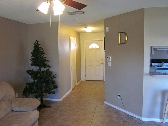 4th image of 7910 Wolf Dr