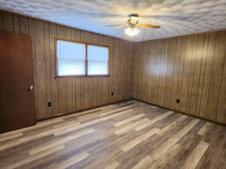 Hickory Hills Townhomes — Photo 11