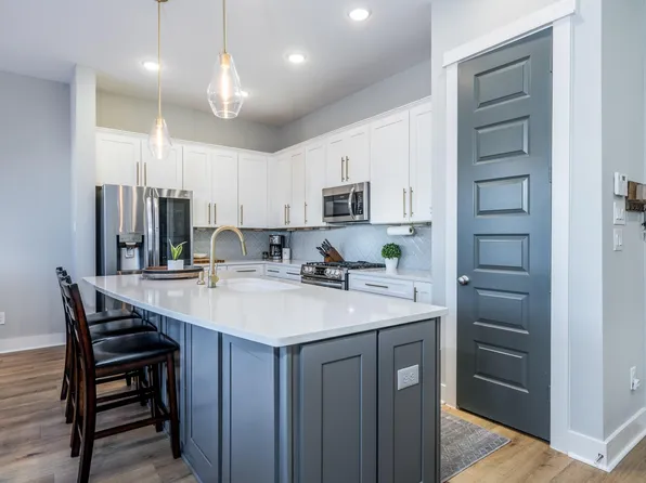 968 Ford Pines Ln, Houston, TX 77091