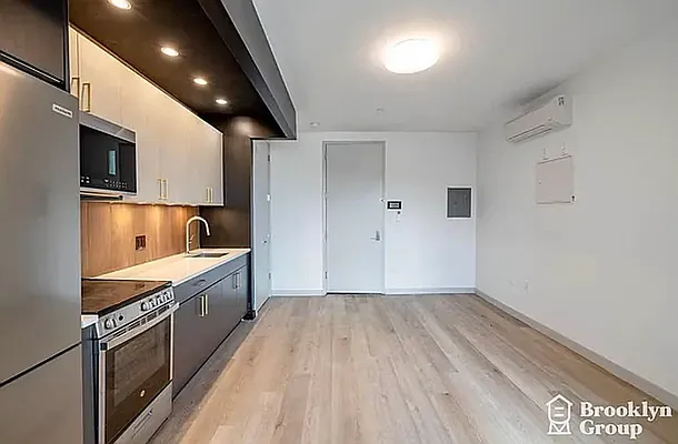 Rented by Brooklyn Group | media 36