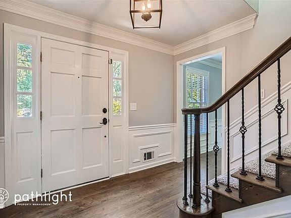 2nd image of 1751 Berry Ln