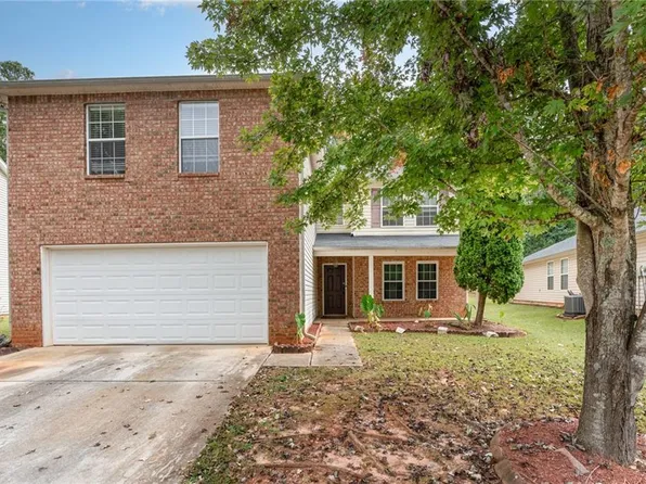 1134 Saint Phillips Ct, Locust Grove, GA 30248