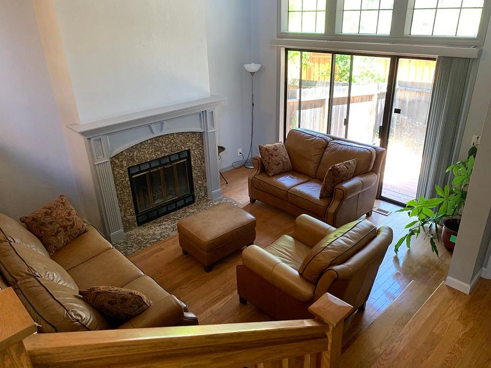 1st image of 498 Medanos Ct