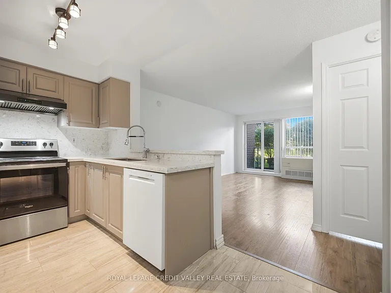 25 Via Rosedale #108 — Photo 8