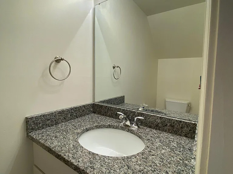 Oak Terrace Townhomes — Photo 26