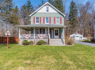5 Stone Gate Rd, Central Valley, NY 10917