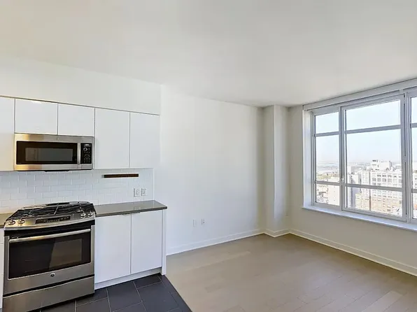 45 Hoyt St, Brooklyn, NY
