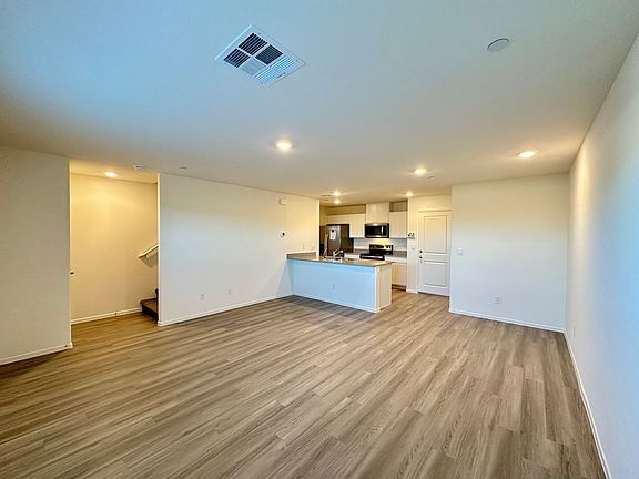 4th image of 9323 Jade Mesa St