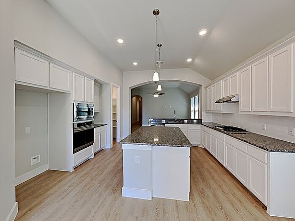 5th image of 2537 Stella Ln