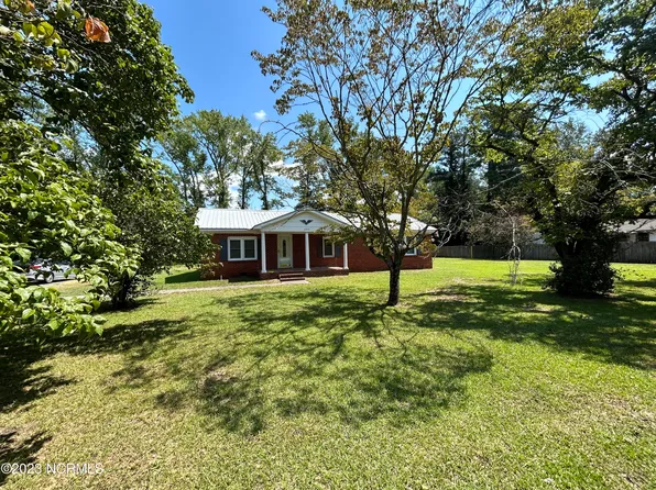 23941 Riverton Road, Wagram, NC 28396