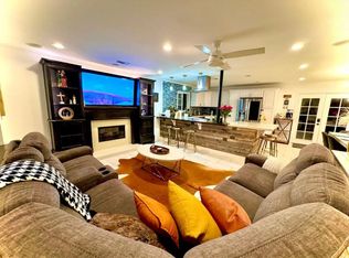 8071 Ebbtide Cir, Huntington Beach, CA 92646