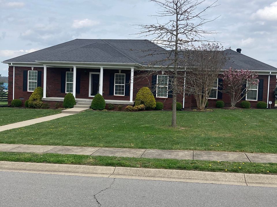1st image of 21 Oak Leaf Ct