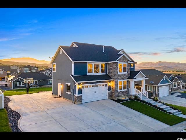 1st image of 1637 S Landview Dr