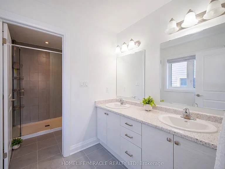 10 Sportsman Hill St — Photo 34